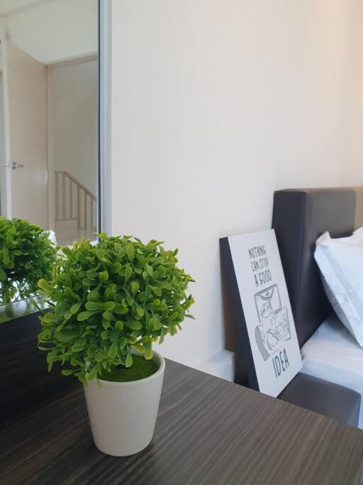3Storey House 13Pax Family Suite Bayan Lepas Eksteriør billede