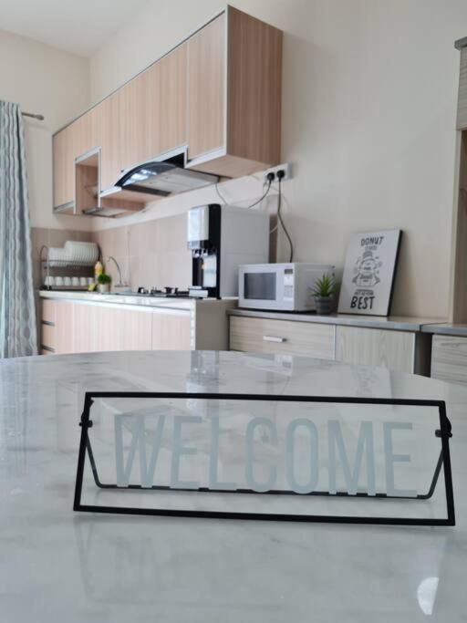 3Storey House 13Pax Family Suite Bayan Lepas Eksteriør billede