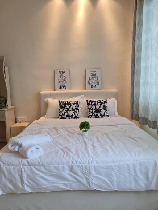 3Storey House 13Pax Family Suite Bayan Lepas Eksteriør billede