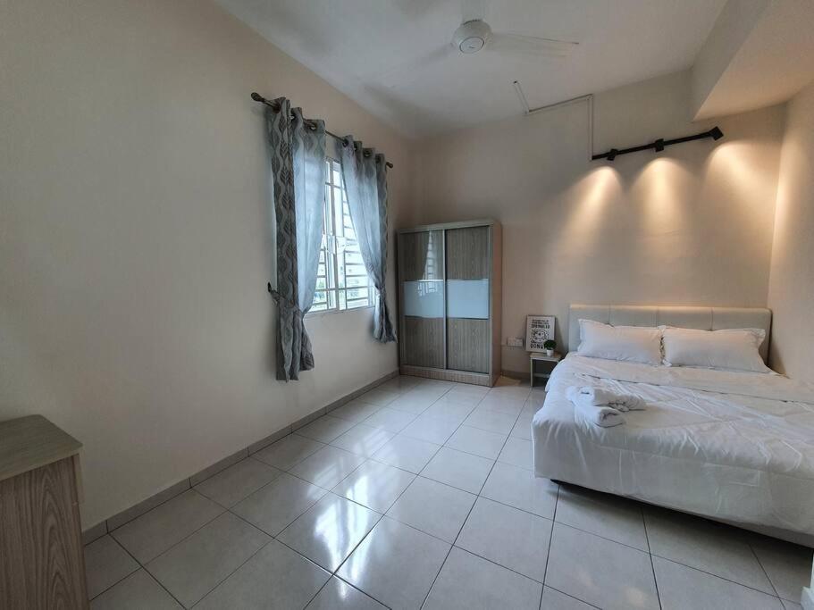3Storey House 13Pax Family Suite Bayan Lepas Eksteriør billede